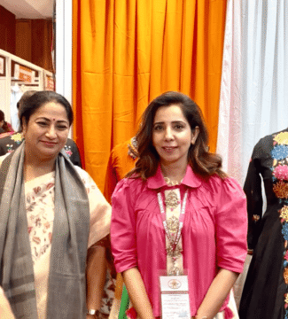 ROSY AHLUWALIA CELEBRATES KHADI DAY